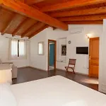 Pettirosso فندق مبيت وإفطار 3*