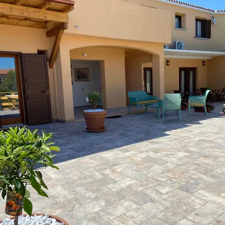 Bed & Breakfast Pettirosso San Teodoro (Sardinia)