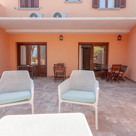 Pettirosso San Teodoro (Sardinia)