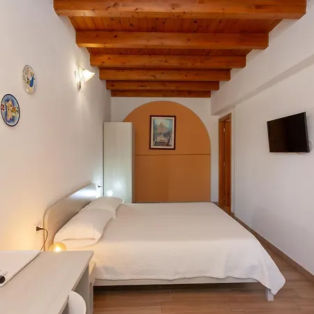 Pettirosso Bed & Breakfast San Teodoro (Sardinia)