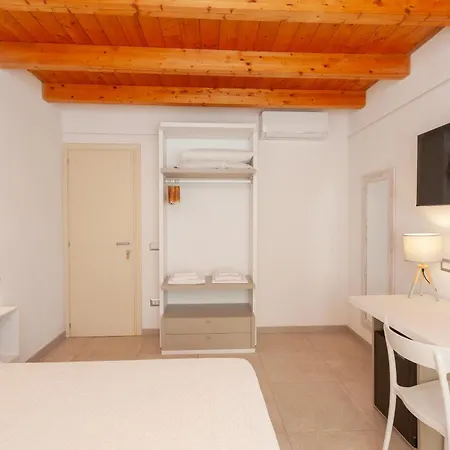 Pettirosso Bed & Breakfast 4*