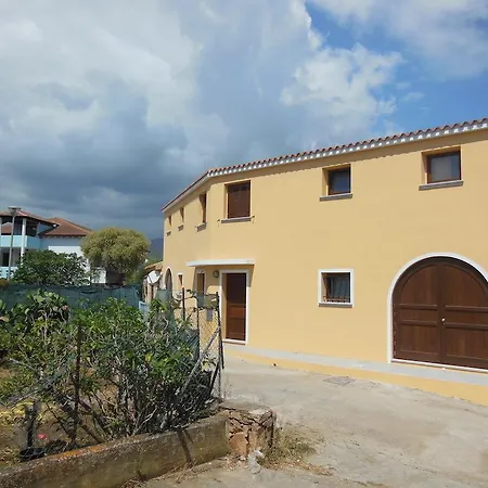 Pettirosso Bed & Breakfast San Teodoro (Sardinia)