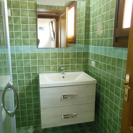 Pettirosso 산테오도로