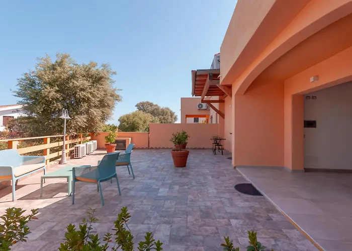 Pettirosso San Teodoro (Sardinia)