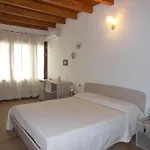 Nocleg ze śniadaniem Pettirosso San Teodoro (Sardinia)