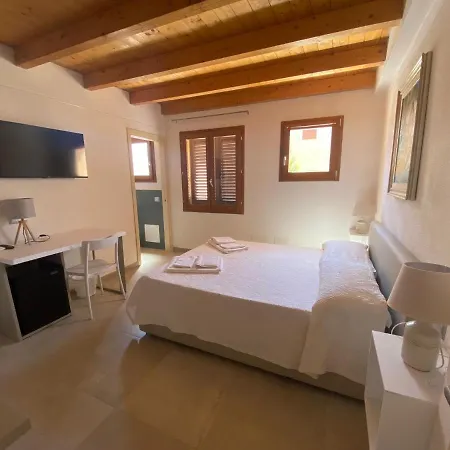 Pettirosso Bed and Breakfast San Teodoro (Sardinia)