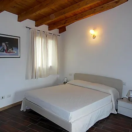 Oda ve Kahvaltı Pettirosso