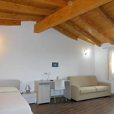 Pettirosso 3*